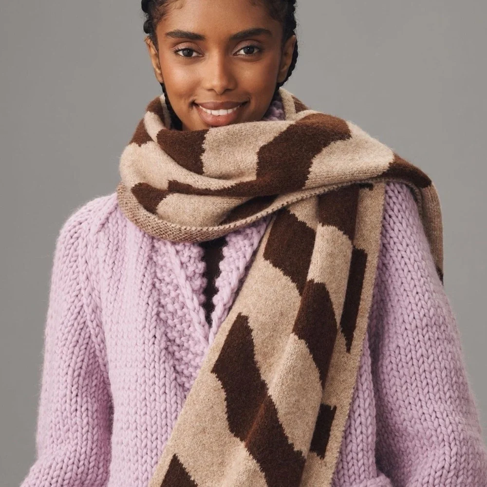 NWT Anthropologie Mariel Brown Knit Scarf